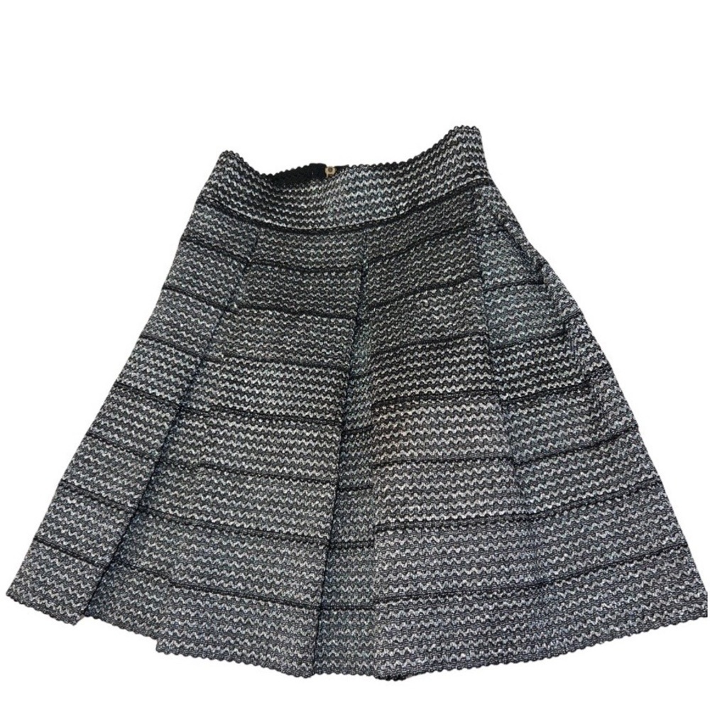 Design Lab Bkack and Silver Thick Skirt XS stretch waist and zipper back.